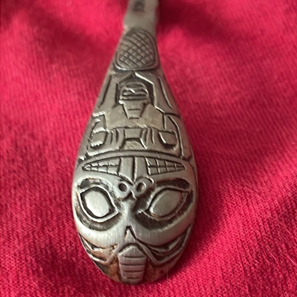 Indigenous Pewter Totem Collector Spoon - Picture 9 of 12